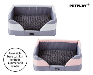 Self-Heating Dog Bed