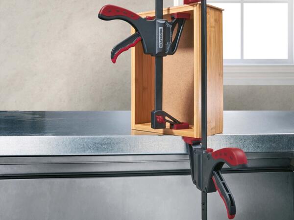 One-Handed Bar Clamps