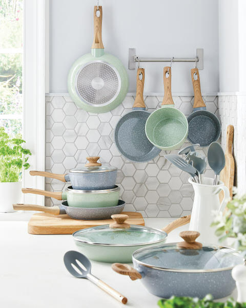 18cm Ceramic Saucepan With Lid