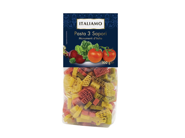 Three-coloured pasta