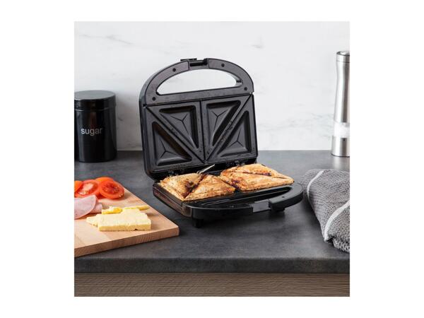 Russell Hobbs Toaster/​Kettle/​Iron/​Sandwich Maker