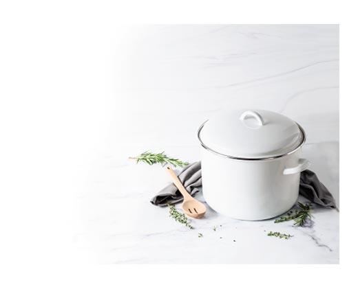 Crofton 
 12-Quart Porcelain Enamel Stockpot