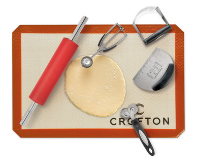 Crofton Baking or Pastry Utensil