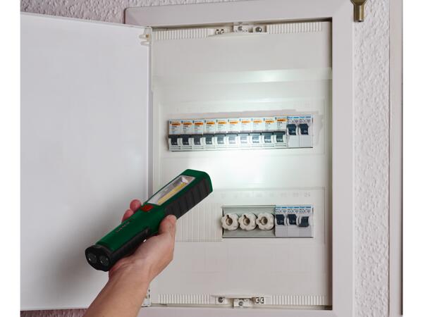 PRACOVNÍ LED SVÍTILNA 2 v 1