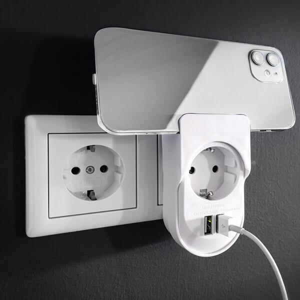 Adapter mit Handyhalterung