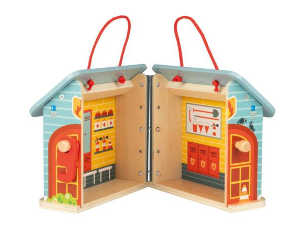 Playtive Portable Doll's House - 7 piece set