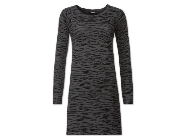 Feinstrickkleid