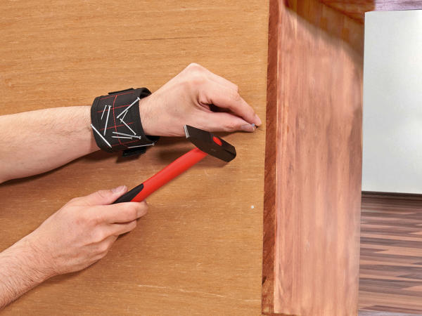 Magnetic Wristband or Bit Set