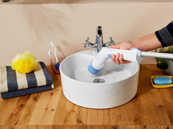 Rechargeable Cleaning Brush