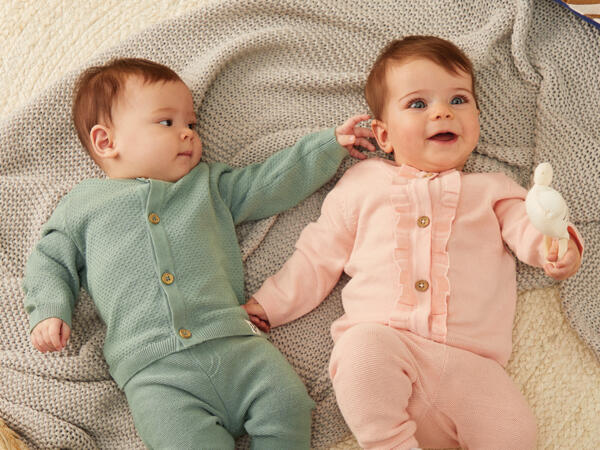 Baby Strickjacke