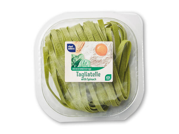 Tagliatelle med eller uden spinat