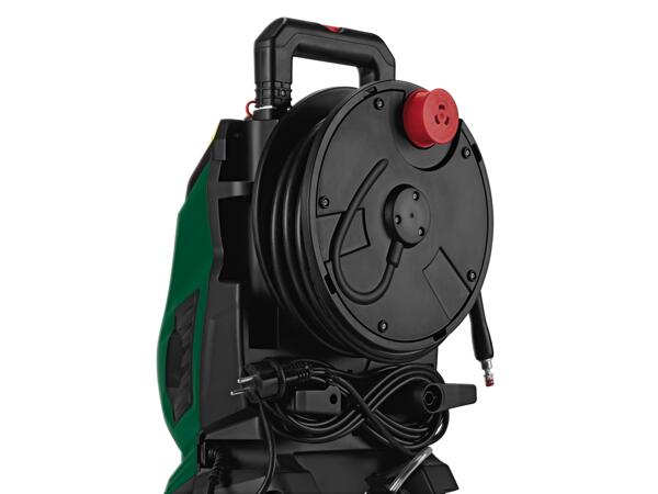2400W Pressure Washer