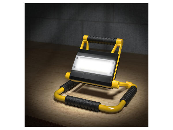 LED Work Lamp with Power Bank