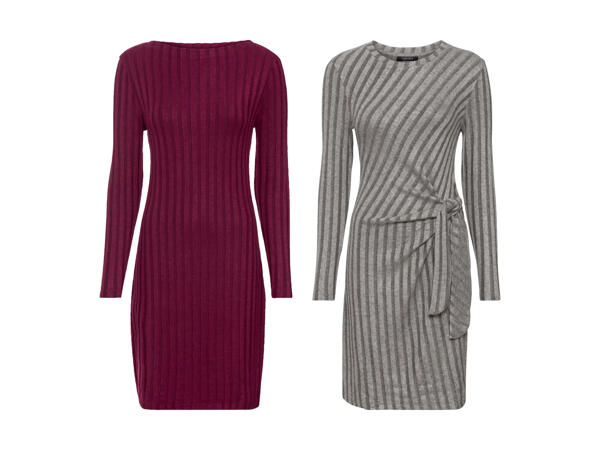 Robe en maille (uniquement en Suisse romande et au Tessin)