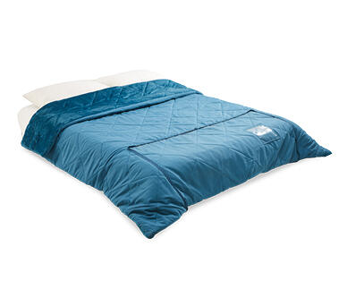 aldi travel camp quilt