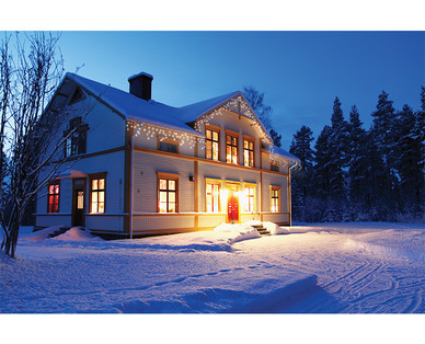 Huntington Home LED Icicle Lights