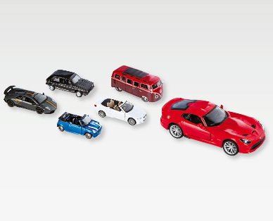 Voitures miniatures 1:32 BURAGO(R)