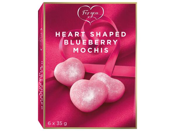 Heart Shaped Bluberry Mochis