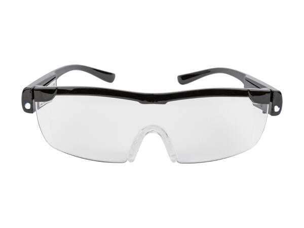 Lunettes grossissantes