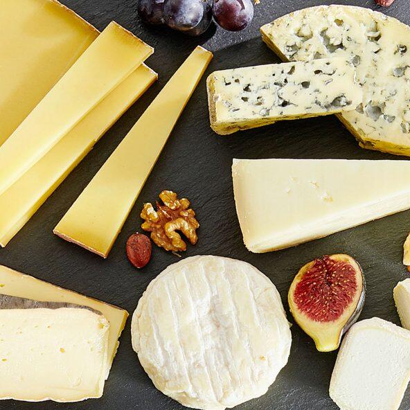 EXCELLENCE(R) 				Plateau de 6 fromages sur ardoise