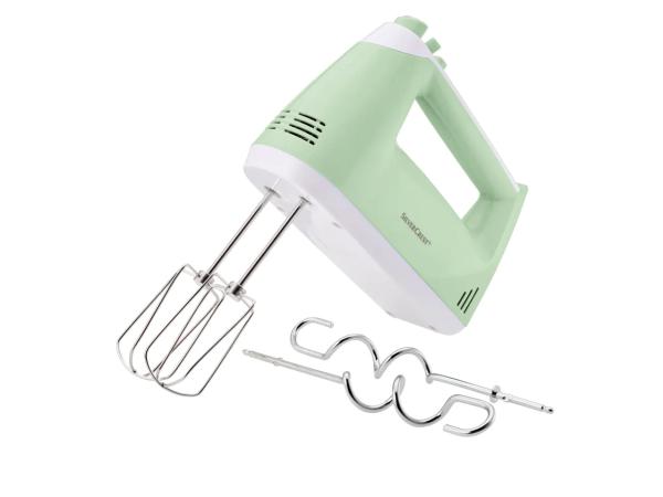 Hand mixer