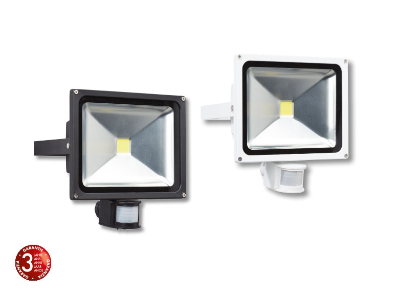 Projecteur à LED ***Cet article est disponible uniquement en Suisse romande et au Tessin.***