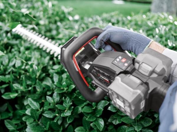 40V Cordless Hedge Trimmer