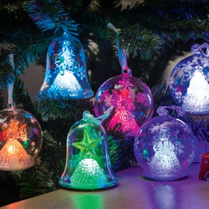Glazen kerstdecoratie met ledlicht