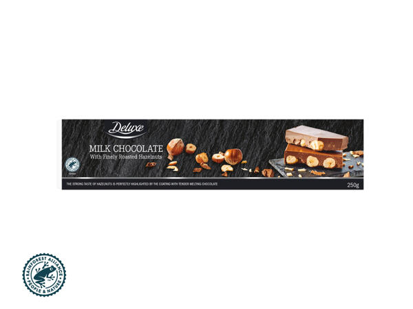 Mjölkchoklad med hasselnötter