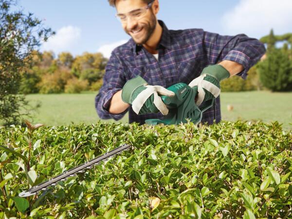 Electric Hedge Trimmer