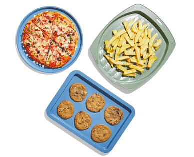 Non-Stick Pizza, Chip or Baking Trays