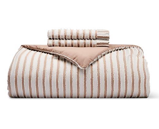 Huntington Home Luxury Comforter