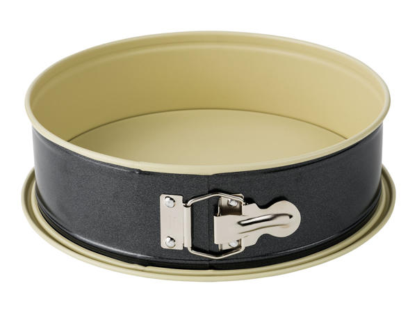 Ernesto Cake Tin Assortment