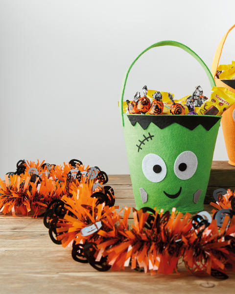 Black/Orange Halloween Tinsel