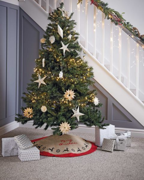 Felt Merry Christmas Tree Skirt