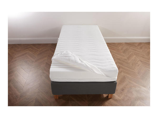 Meradiso 7-Zone Cold Foam Mattress1