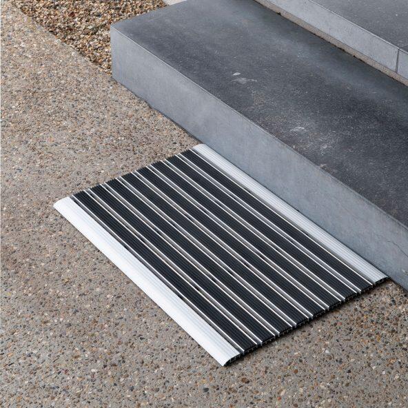 HOME CREATION(R) 				Aluminium deurmat