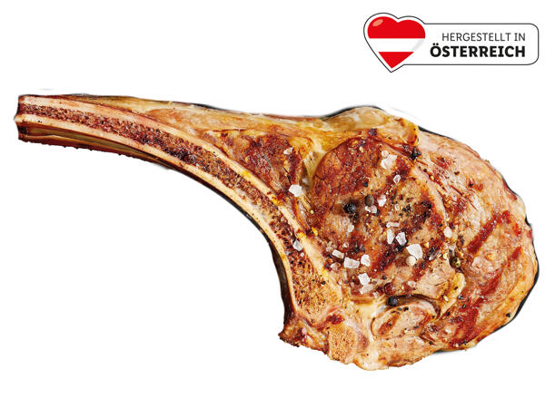 Frisches Tomahawk-Steak