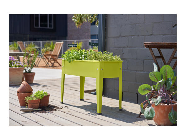 Parkside Mini Raised Planter