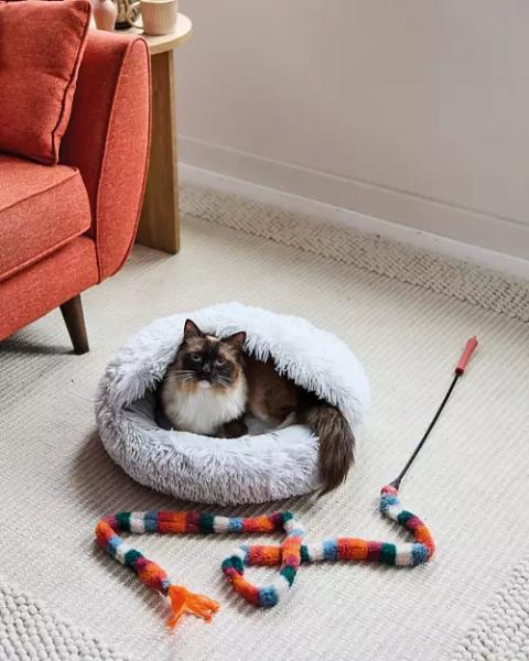 Hooded Cat Bed