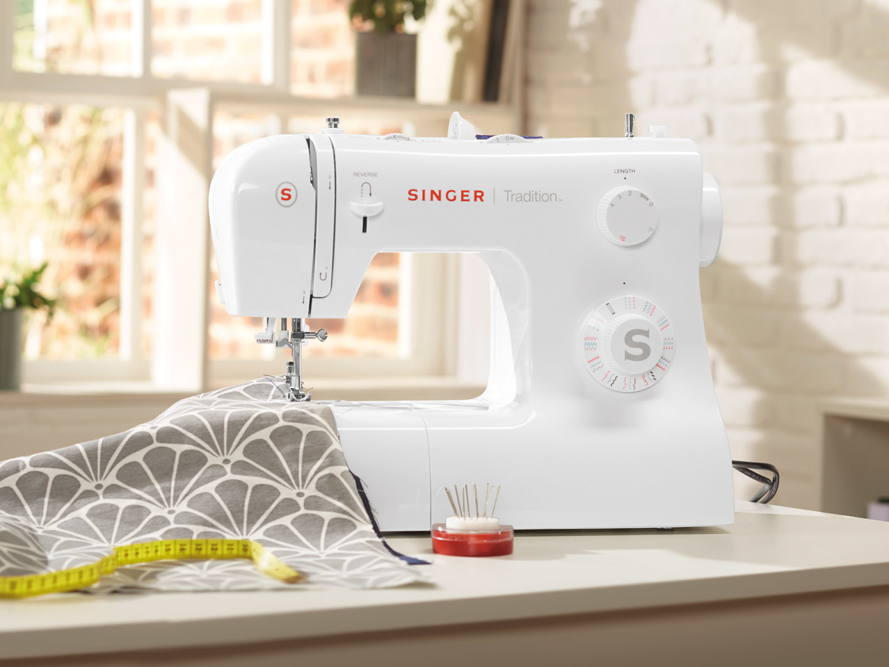 Singer Sewing Machine1