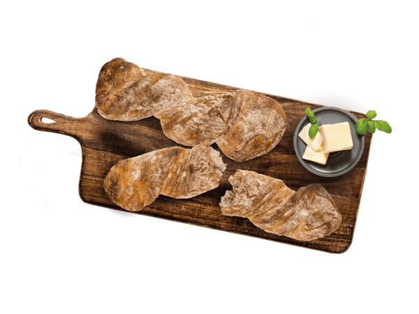 Rustikales Wurzelbrot