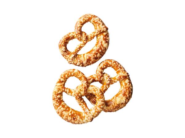 Pretzel with cheese
