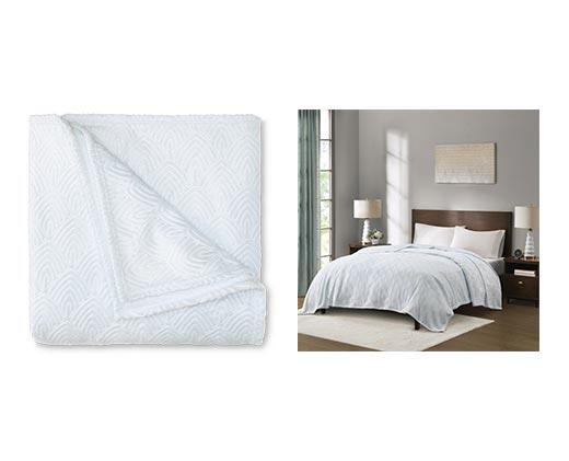 Huntington Home 
 Full/Queen or King Sculpted Blanket