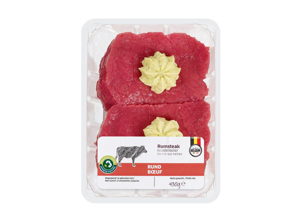 Schmackhafte Rumpsteaks mit Kräuterbutter
