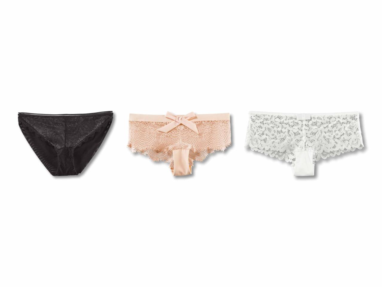 Slips en dentelle/ hipsters, lot de 21