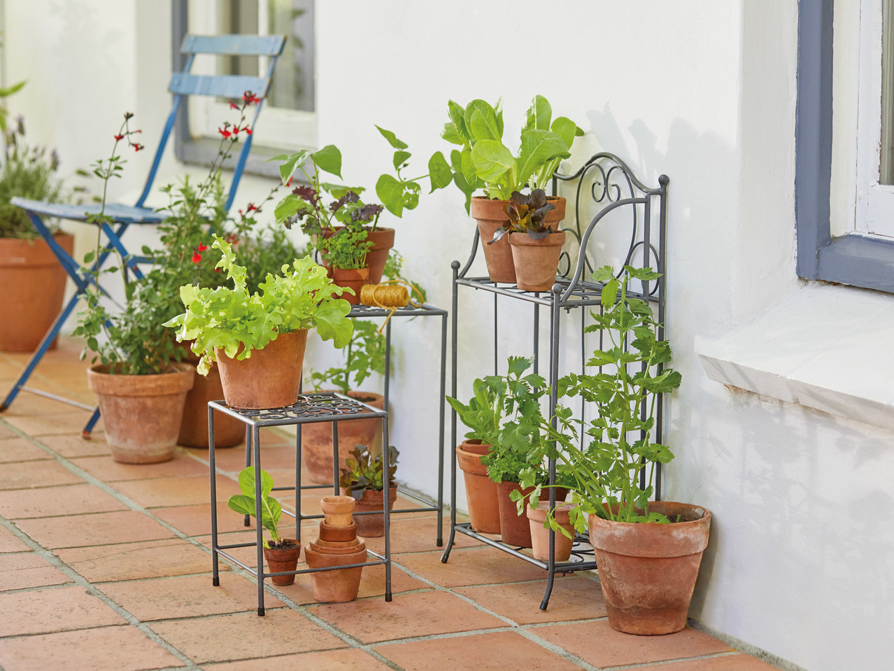 Florabest Metal Plant Stand1
