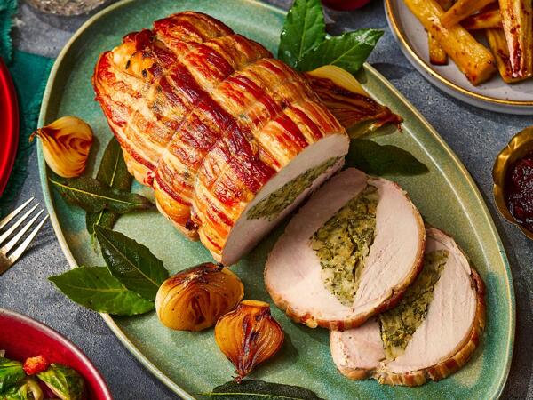 Bronze Turkey Crown with Bacon Lattice