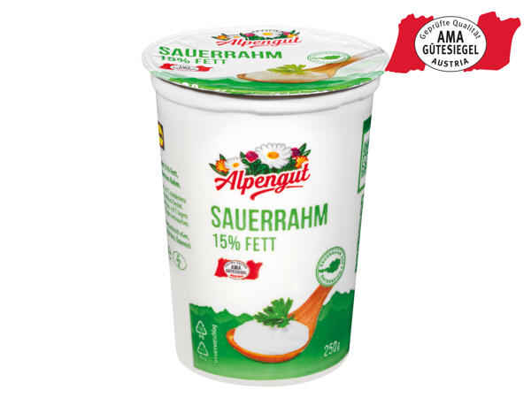 Sauerrahm