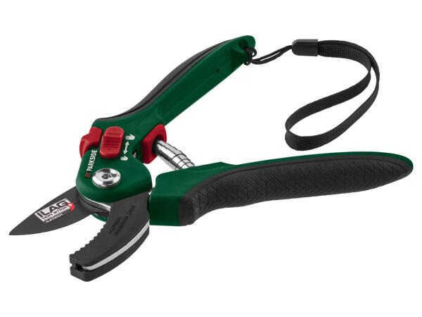 Anvil, bypass or universal secateurs